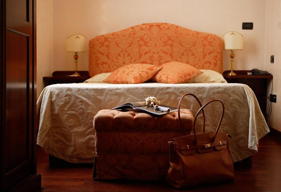 Chambre Double ou Lits Jumeaux